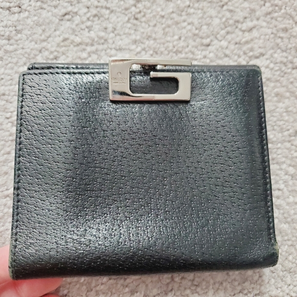 Gucci Vintage Black Leather Bifold Wallet - Picture 1 of 10